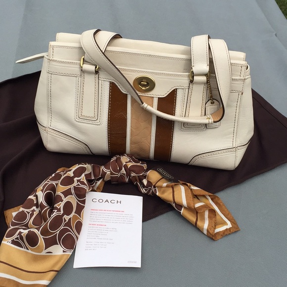 Coach Satchel - Picture 1 of 6
